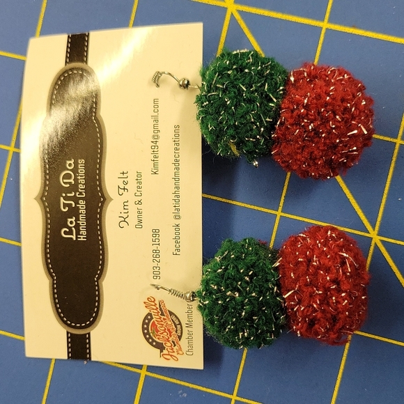 Fuzz Ball Earrings - Picture 1 of 1